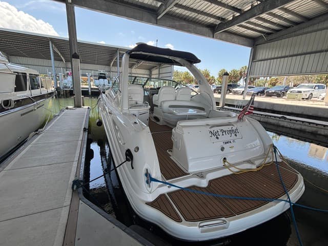38' Sea Ray, Well Played Editions charter yacht on Tampa Bay